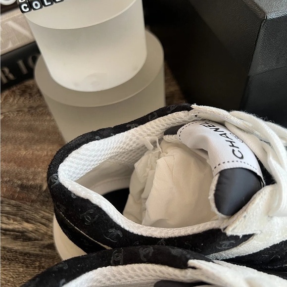 Chanel cc logo sneakers - Picture 3 of 3